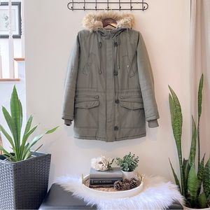 UNIVERSAL THREAD Twill Parka with Faux Fur Hood, Green, M